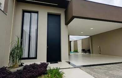 Imagem: A casa em condomínio possui 3 Dormitórios, 2 Banheiros, 5