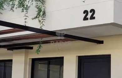 Imagem: A casa em condomínio possui 2 Dormitórios, 2 Banheiros, 1