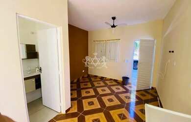 Imagem: O apartamento possui 1 Dormitório, 1 Banheiro, 1 Vaga na garagem