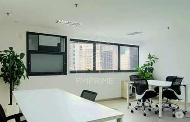 Imagem: O depósito possui 1 Vaga na garagem, 28m² de Área e está