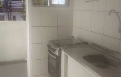 Imagem: A kitnet possui 1 Dormitório, 1 Banheiro, 1 Vaga na garagem