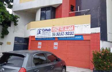 Imagem: O depósito possui 5 Vagas na garagem, 399m² de Área e está