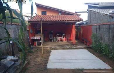 Imagem: A casa possui 2 Dormitórios, 1 Banheiro e 90m² de Área e