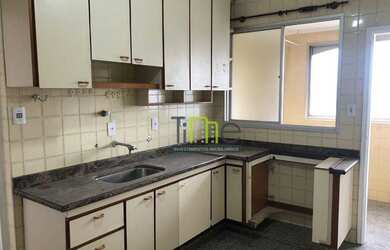 Imagem: O apartamento possui 3 Dormitórios, 3 Banheiros, 2 Vagas na