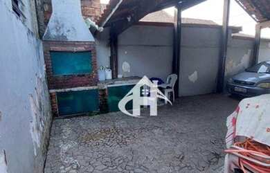 Imagem: A casa possui 2 Dormitórios, 1 Banheiro, 3 Vagas na garagem