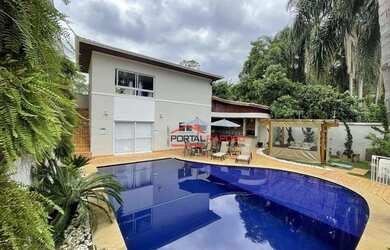 Imagem: A casa em condomínio possui 3 Dormitórios, 3 Banheiros, 2