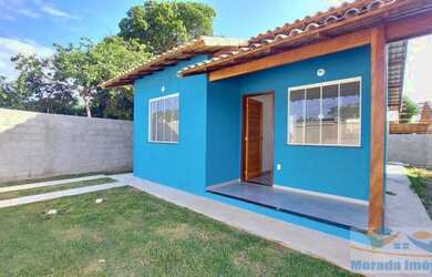 Imagem: A casa possui 2 Dormitórios, 2 Banheiros, 1 Vaga na garagem