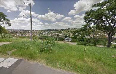 Imagem: O terreno possui 308m² de Área, Imóvel novo e está localizado