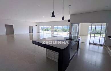 Imagem 14: Residencial - Centro. Piscinae750m² de Área