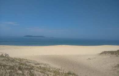 Imagem 2: JCI -Lote 1.100m² Frente Mar e fundos c rua 37 Barra de Itaipuaçu Marica