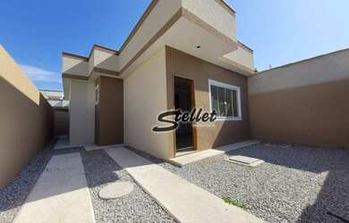 Imagem: A casa possui 3 Dormitórios, 2 Banheiros, 1 Vaga na garagem