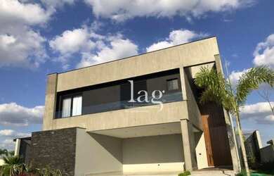 Imagem: A casa em condomínio possui 3 Dormitórios, 5 Banheiros, 5