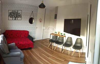 Imagem: O apartamento possui 2 Dormitórios, 1 Banheiro, 1 Vaga na garagem