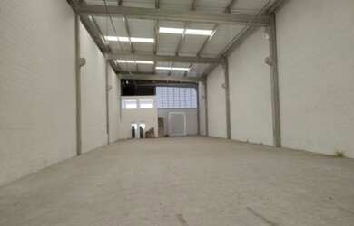 Imagem 2: GALPAO INDUSTRIAL NOVO Jardim Santa Maria Excelente galpão Novo, com...