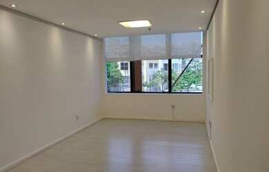 Imagem: O depósito possui 1 Vaga na garagem, 38m² de Área, Imóvel