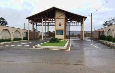 Imagem: O terreno possui 1000m² de Área e está localizado em Jaboticatubas