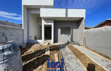 Imagem: A casa possui 3 Dormitórios, 1 Banheiro, 77m² de Área e