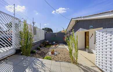 Imagem 1: Linda Casa no Boqueirão. Piscina, Churrasqueira, Varandae98m² de Área