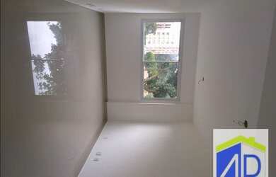 Imagem: O depósito possui 1 Vaga na garagem, 24m² de Área e está