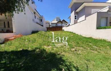 Imagem: O terreno possui 300m² de Área e está localizado em Parque