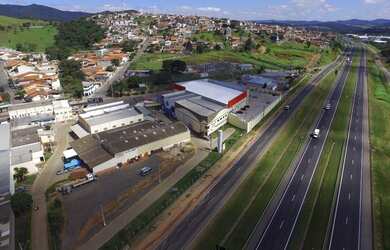 Imagem 3: Conjunto à venda, 7000 m² por R$ 15.000.000,00 - Ponte Alta - Atibaia/SP