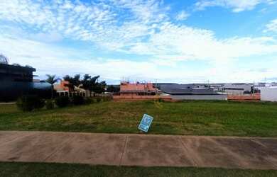 Imagem 3: Lote/Terreno para venda tem 388 metros quadrados em Residencial Tamboré...