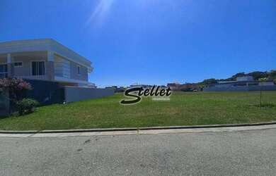 Imagem: O terreno possui 485m² de Área, Churrasqueira, Piscina e