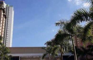 Imagem: O apartamento possui 3 Dormitórios, 1 Banheiro, 4 Vagas na