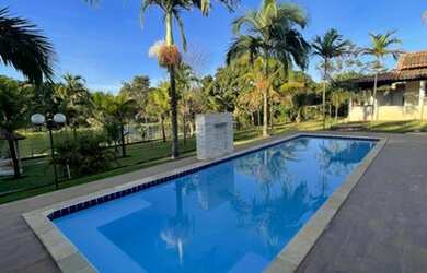 Imagem: A fazenda possui 2.200m² de Área, Churrasqueira, Piscina e