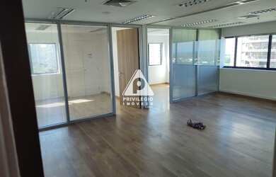 Imagem: O depósito possui 150m² de Área e está localizado em Barra