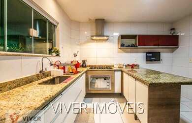 Imagem 10: Linda casa com 3 suítes à venda, 200 m² por R$ 700.000 - Itaipu - Niterói/RJ