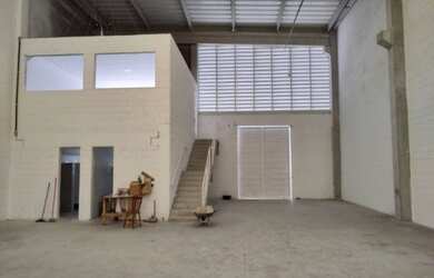 Imagem 7: GALPAO INDUSTRIAL NOVO Jardim Santa Maria Excelente galpão Novo, com...