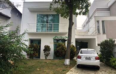 Imagem: A casa em condomínio possui 3 Dormitórios, 4 Banheiros, 4