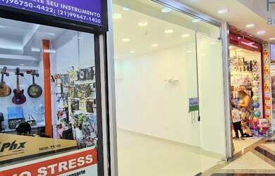 Imagem: O depósito possui 1 Vaga na garagem, 45m² de Área e está