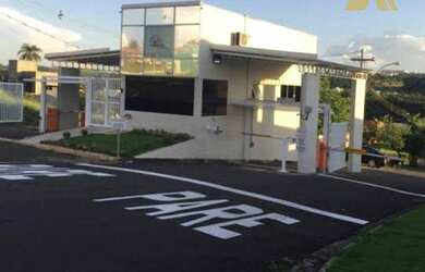 Imagem: O terreno possui 450m² de Área e está localizado em Estância