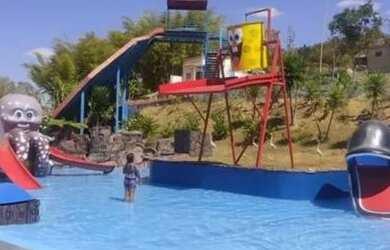 Imagem: A casa em condomínio possui 2 Dormitórios, 2 Banheiros, 5