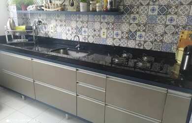 Imagem: O apartamento possui 2 Dormitórios, 1 Vaga na garagem e está