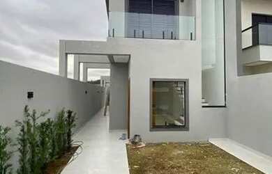 Imagem: A casa em condomínio possui 3 Dormitórios, 3 Banheiros, 2