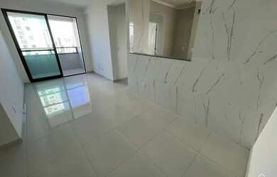 Imagem: O apartamento possui 3 Dormitórios, 1 Banheiro, 1 Vaga na garagem