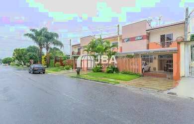 Imagem: A casa possui 3 Dormitórios, 2 Banheiros, 2 Vagas na garagem