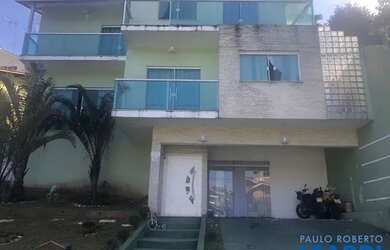 Imagem: A casa em condomínio possui 5 Dormitórios, 5 Banheiros, 5