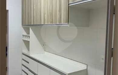 Imagem: A casa em condomínio possui 2 Dormitórios, 2 Banheiros, 2