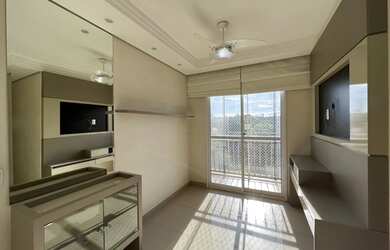 Imagem: O apartamento possui 2 Dormitórios, 1 Banheiro, 2 Vagas na