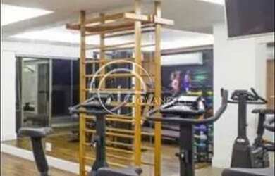 Imagem: O depósito possui 1 Vaga na garagem, 30m² de Área e está