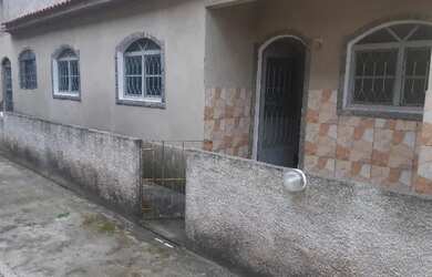 Imagem: A casa possui 1 Dormitório, 1 Banheiro e está localizado