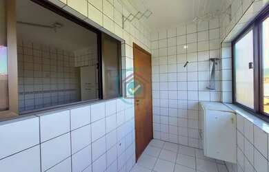 Imagem: A casa possui 2 Dormitórios, 2 Banheiros, 1 Vaga na garagem