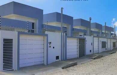 Imagem: A casa possui 2 Dormitórios, 2 Banheiros, 1 Vaga na garagem