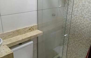 Imagem 5: URGENTE APARTAMENTO AO LADO DA CENTRAL Reformado C/elevador 2Quartos QN...