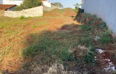 Imagem: O terreno possui 300m² de Área e está localizado em Jardim