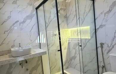 Imagem 2: Sobrado para venda possui 170 metros quadrados com 4 quartos em Centro...